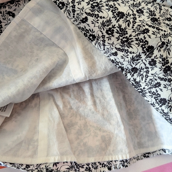 Vintage Ann Taylor Black White Floral Cami Lace Tank Top Coquette Y2K Slip Ditsy - Picture 9 of 11